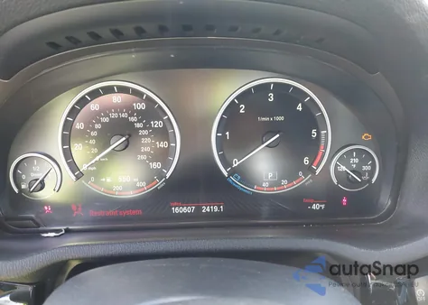 2016 BMW X3 xDrive28D z USA, uszkodzony, nr VIN 5UXWY3C59G0F84020